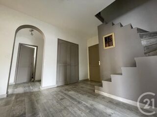  Maison � vendre 8 pi�ces 329 m�