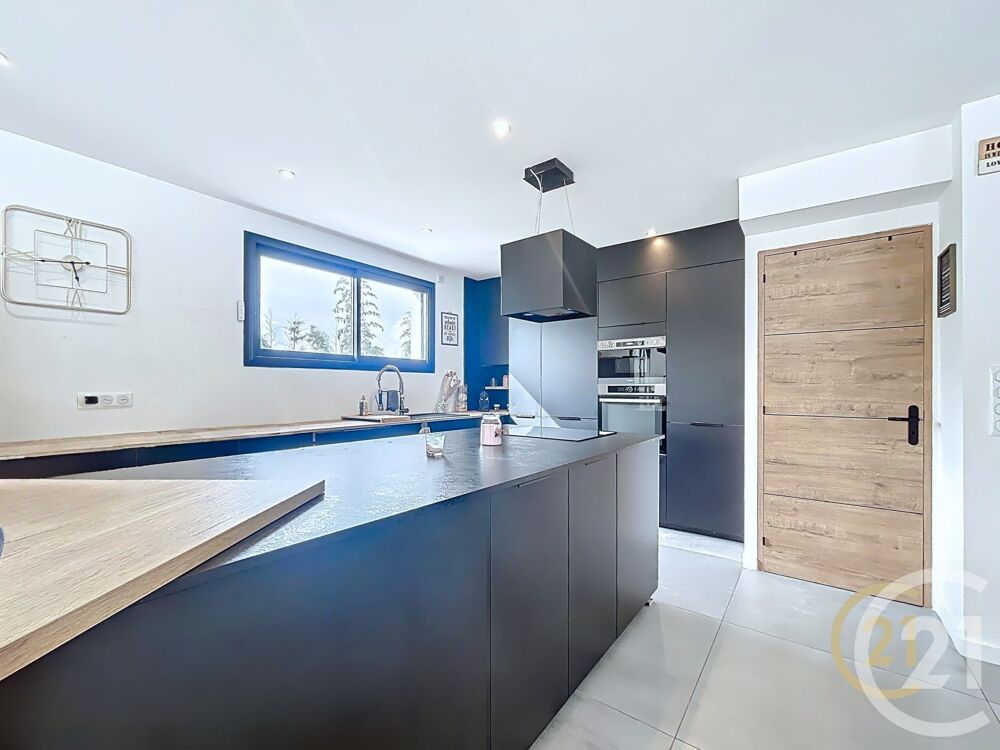 vente Maison - 4 pièce(s) - 148 m² Saint-Mitre-les-Remparts (13920)
