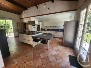  Maison � vendre 4 pi�ces 194 m�