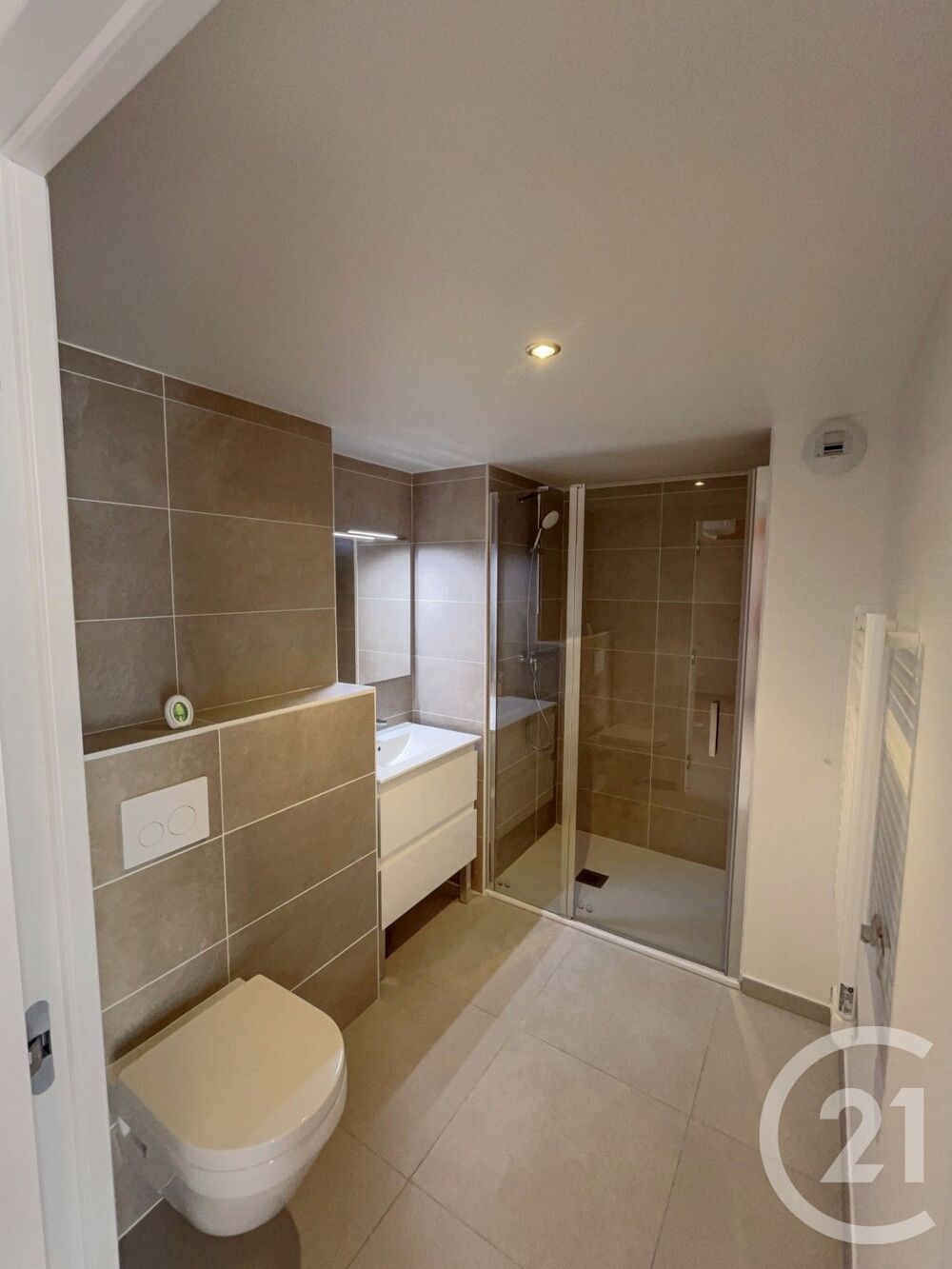 Au c½ur du Cap d'Ail, ce studio de 27m², vous accueille ....