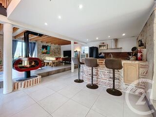  Maison � vendre 5 pi�ces 242 m�