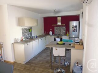  Appartement à louer 4 pièces 75 m²