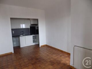  Appartement à louer 2 pièces 45 m²