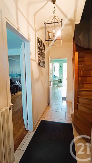  Maison  vendre 6 pices 189 m