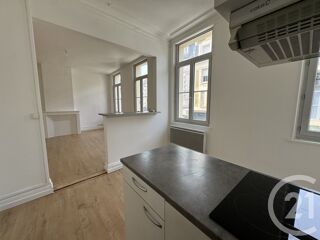 location Appartement - 2 pièce(s) - 60 m² Saint-Quentin (02100)