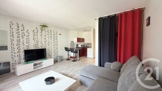  Appartement à louer 1 pièce 32 m²