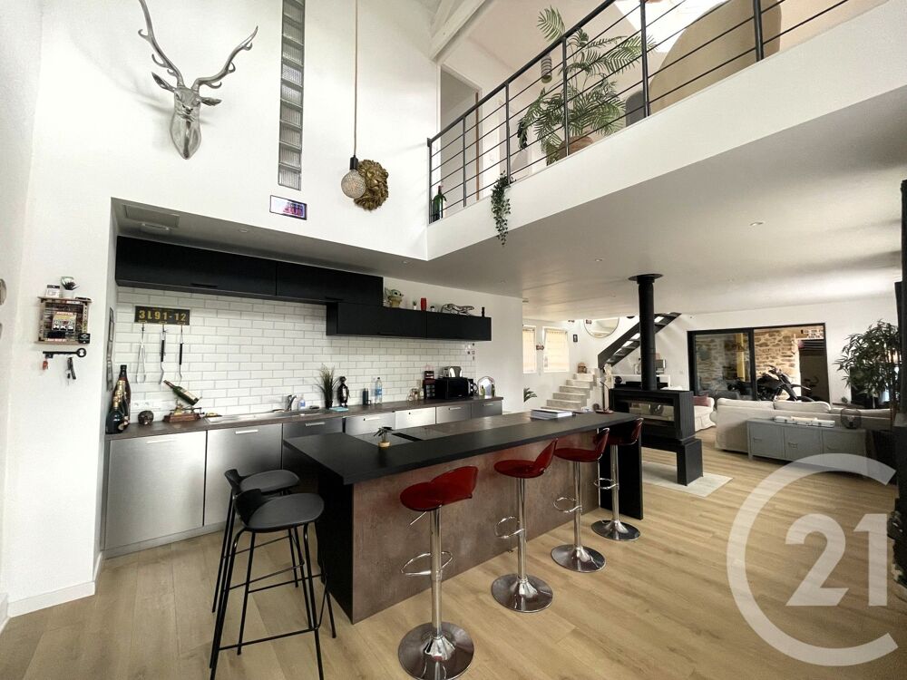 Maison 6 pièces 165 m² · à Monterblanc · 165 m² · 339 500 €