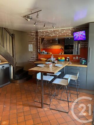  Maison à louer 6 pièces 146 m²