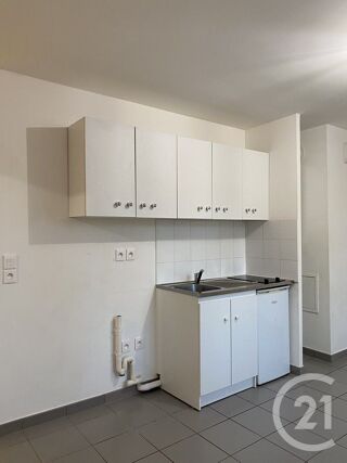  Appartement à louer 2 pièces 37 m²