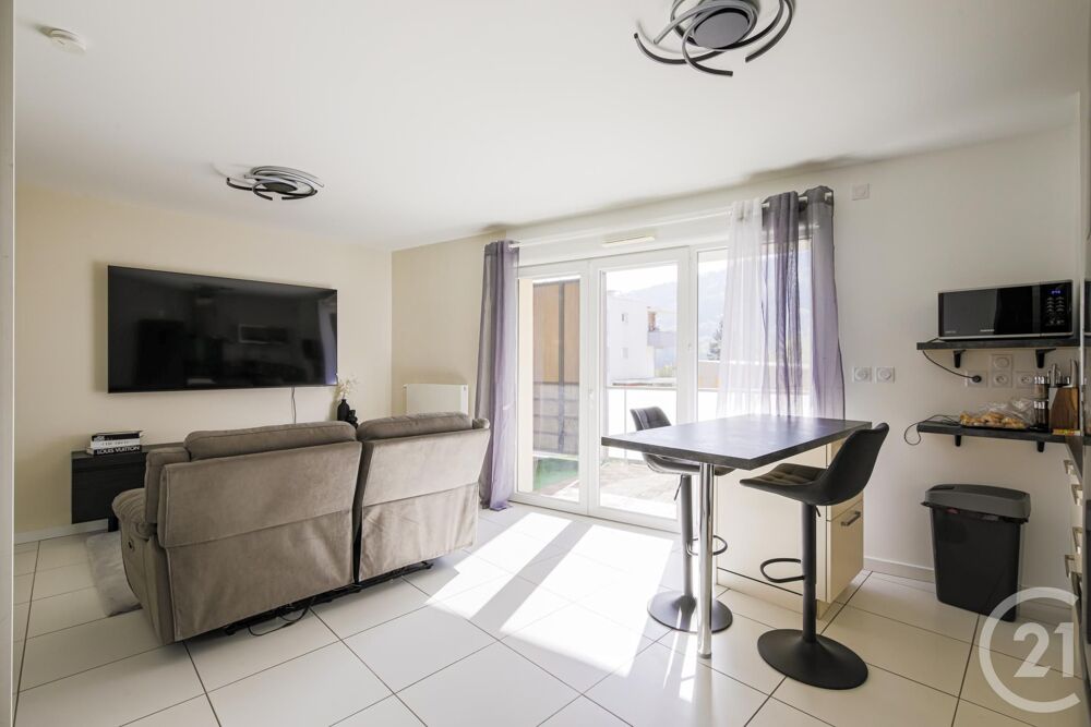 vente Appartement - 2 pièce(s) - 42 m² Saint-Martin-d'Hères (38400)