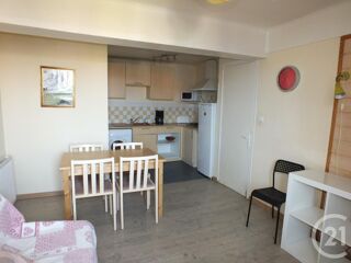  Appartement à louer 3 pièces 46 m²