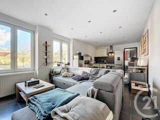  Appartement à louer 4 pièces 75 m²