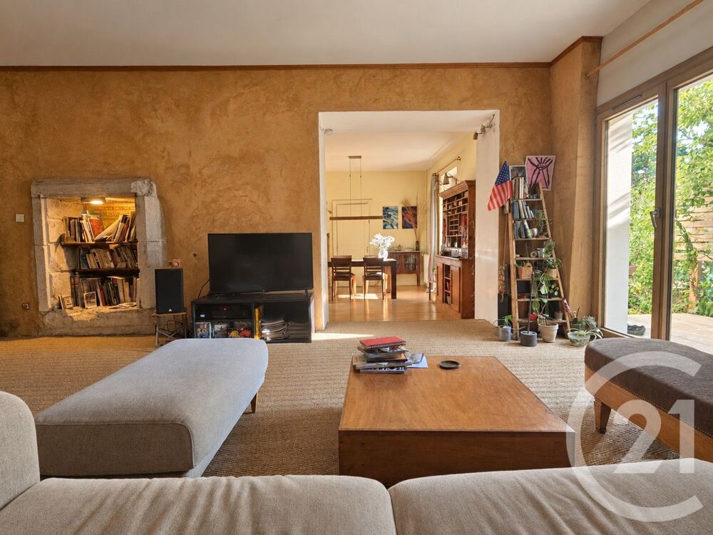 vente Appartement - 6 pièce(s) - 204 m² Aix-les-Bains (73100)
