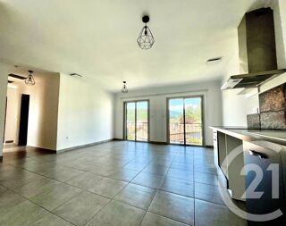  Appartement à louer 4 pièces 75 m²