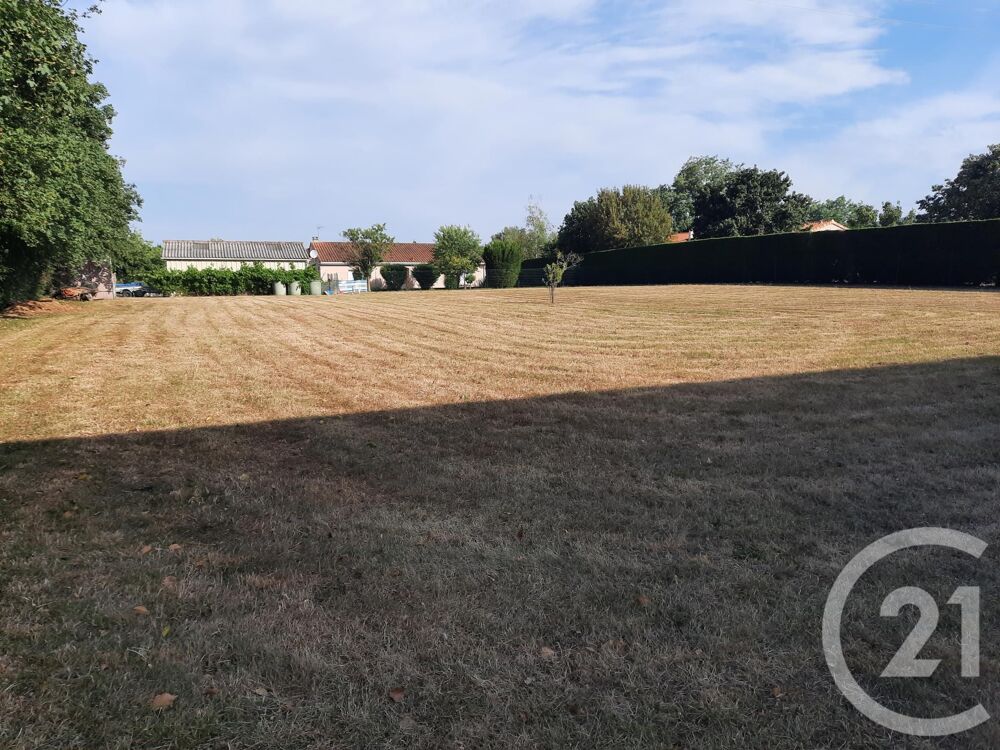 vente Terrain - 1771 m² Chef-Boutonne (79110)