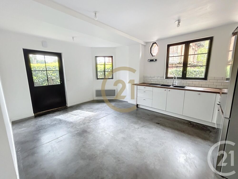 SAINT MAURICE - Découvrez ce charmant appartement à MAL....
