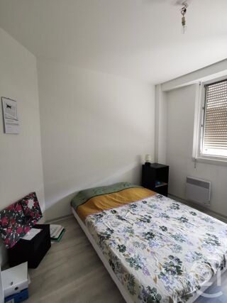  Appartement à louer 3 pièces 49 m²