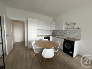  Appartement à louer 2 pièces 47 m²