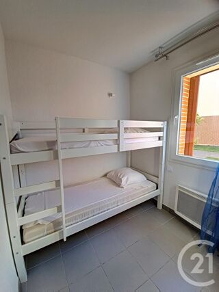  Appartement à louer 3 pièces 42 m²