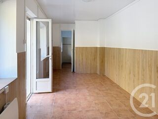  Appartement à louer 2 pièces 37 m²