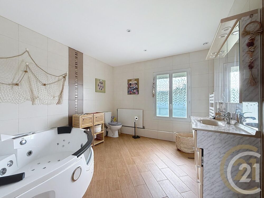 vente Maison - 7 pièce(s) - 139 m² Montville (76710)