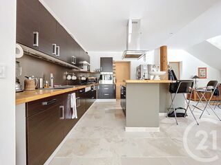  Maison à vendre 11 pièces 369 m²