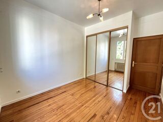  Appartement à louer 2 pièces 59 m²