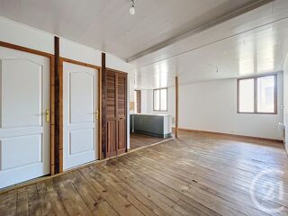  Appartement à louer 3 pièces 79 m²
