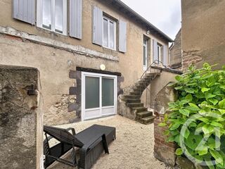 Maison à louer 3 pièces 150 m²