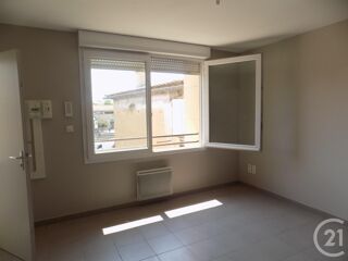  Appartement à louer 1 pièce 25 m²