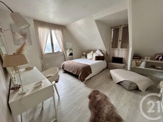  Maison  vendre 7 pices 213 m