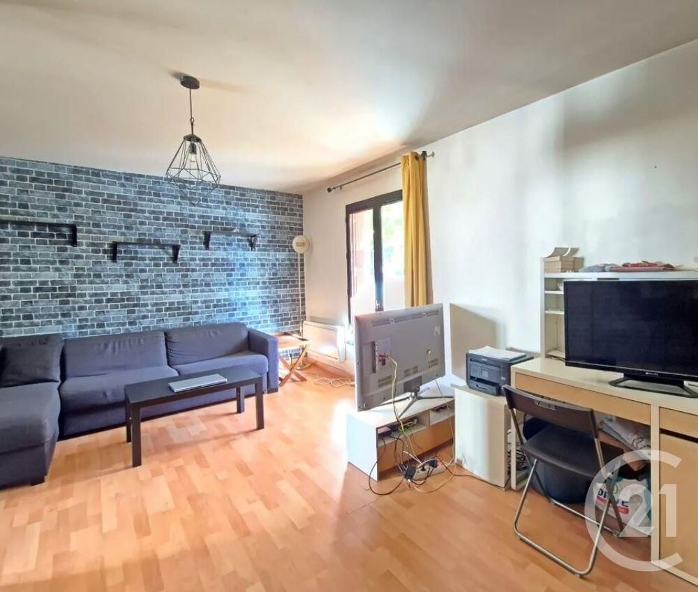 CENTURY 21 LIMAYRAC vous propose un appartement T2 de 34....