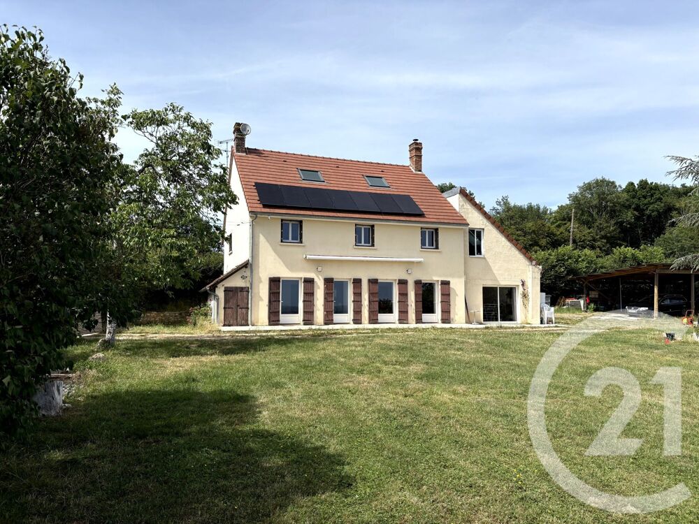 Maison 6 pièces 212 m² · à Alligny Cosne · 212 m² · 180 000 €