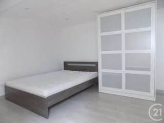  Appartement à louer 1 pièce 25 m²