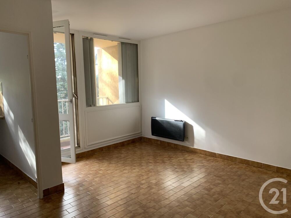 location Appartement - 1 pièce(s) - 27 m² Bagnols-sur-Cèze (30200)