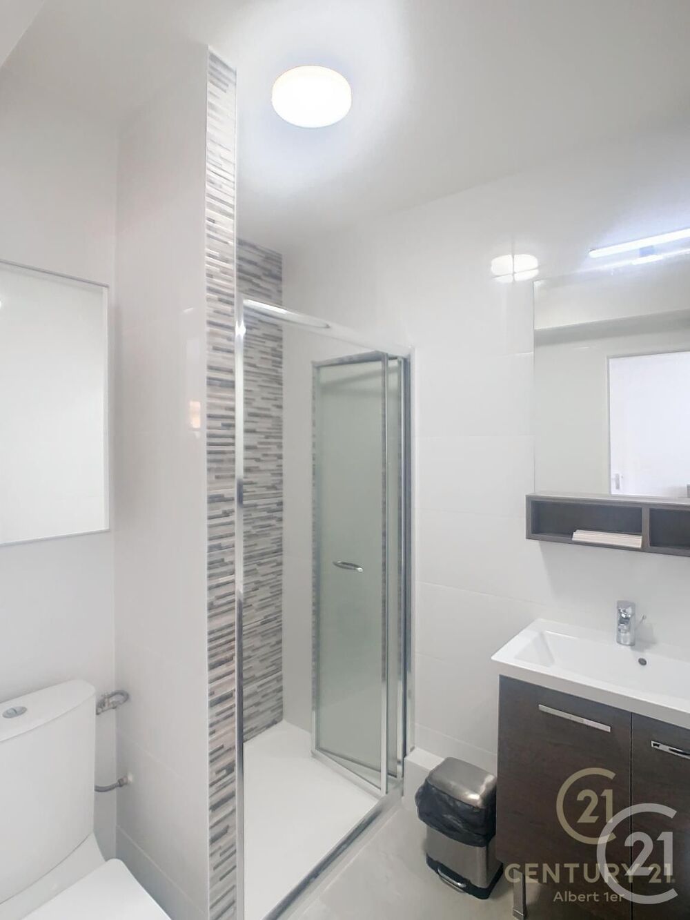 location Appartement - 1 pièce(s) - 26 m² Vallauris (06220)