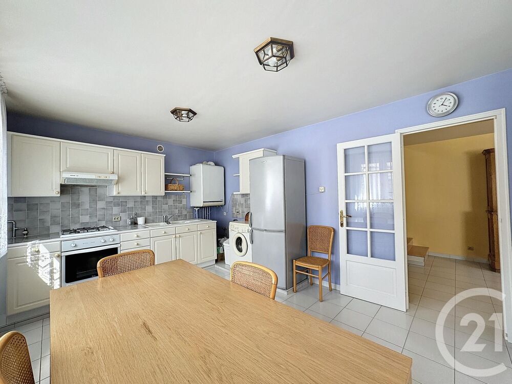 Century 21 Hennequin a le plaisir de vous présenter à la....