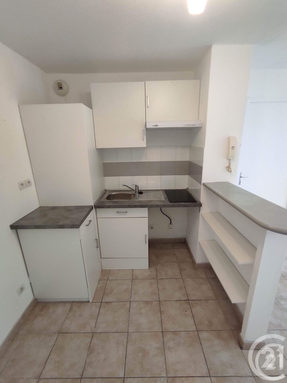 location Appartement - 3 pièce(s) - 48 m² Alès (30100)