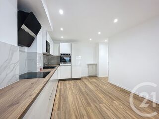  Appartement à vendre 4 pièces 99 m²