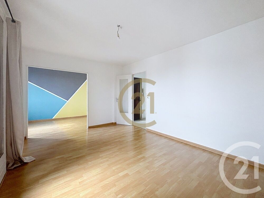 location Appartement - 4 pièce(s) - 67 m² Belfort (90000)