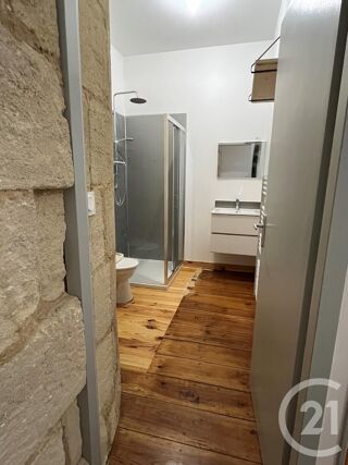  Appartement à louer 2 pièces 37 m²