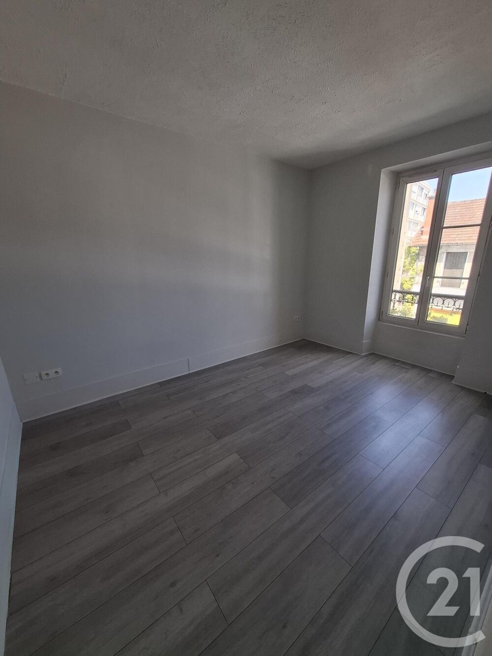 Century 21, Viry Plein Coeur vous propose en exclusivité....