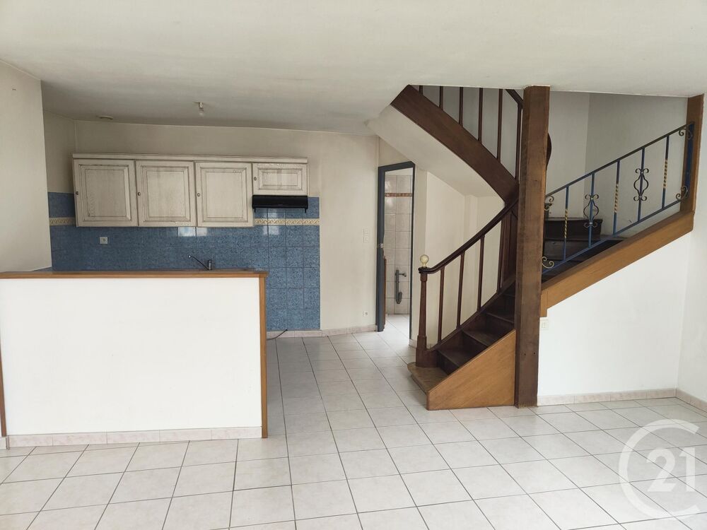 Venez découvrir, cette charmante maison de ville qui com....