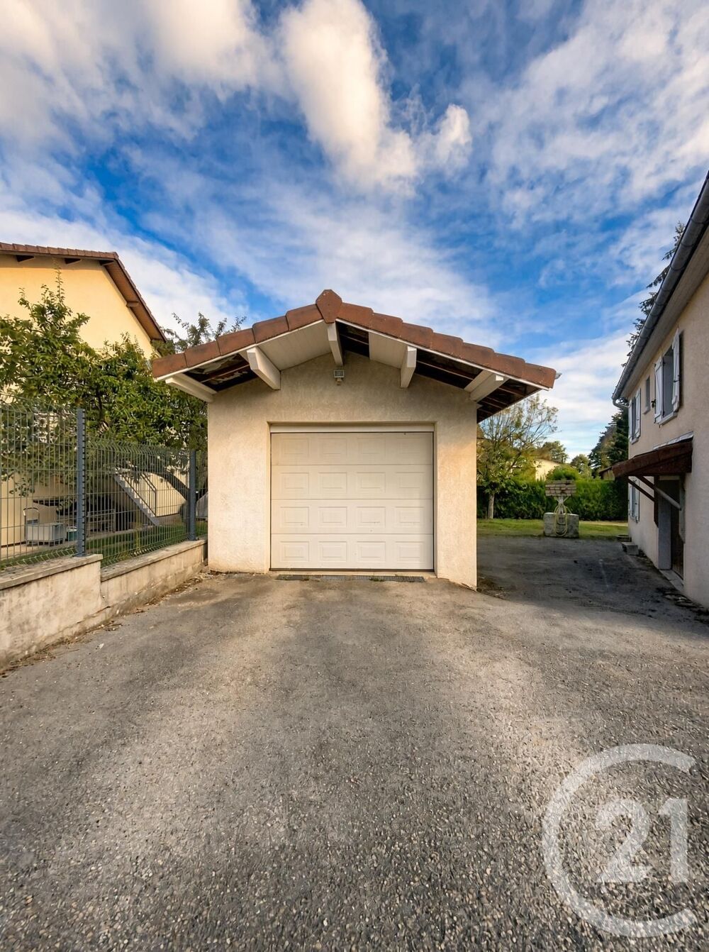 vente Maison - 5 pièce(s) - 200 m² Saint-Laurent-en-Grandvaux (39150)