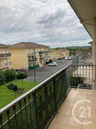  Appartement à louer 3 pièces 71 m²