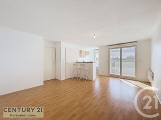 Appartement à louer 2 pièces 45 m²