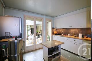  Maison à vendre 9 pièces 275 m²