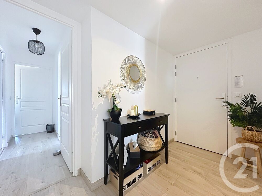 À vendre : Superbe appartement avec terrasse à Thiais (9....