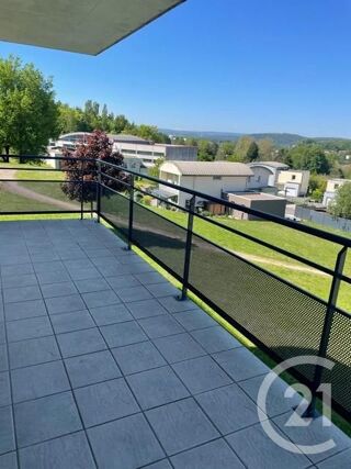  Appartement à louer 3 pièces 63 m²