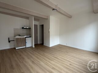  Appartement à louer 1 pièce 28 m²